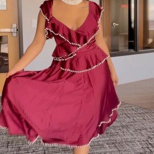 Size M I believe it’s vintage I’m not sure